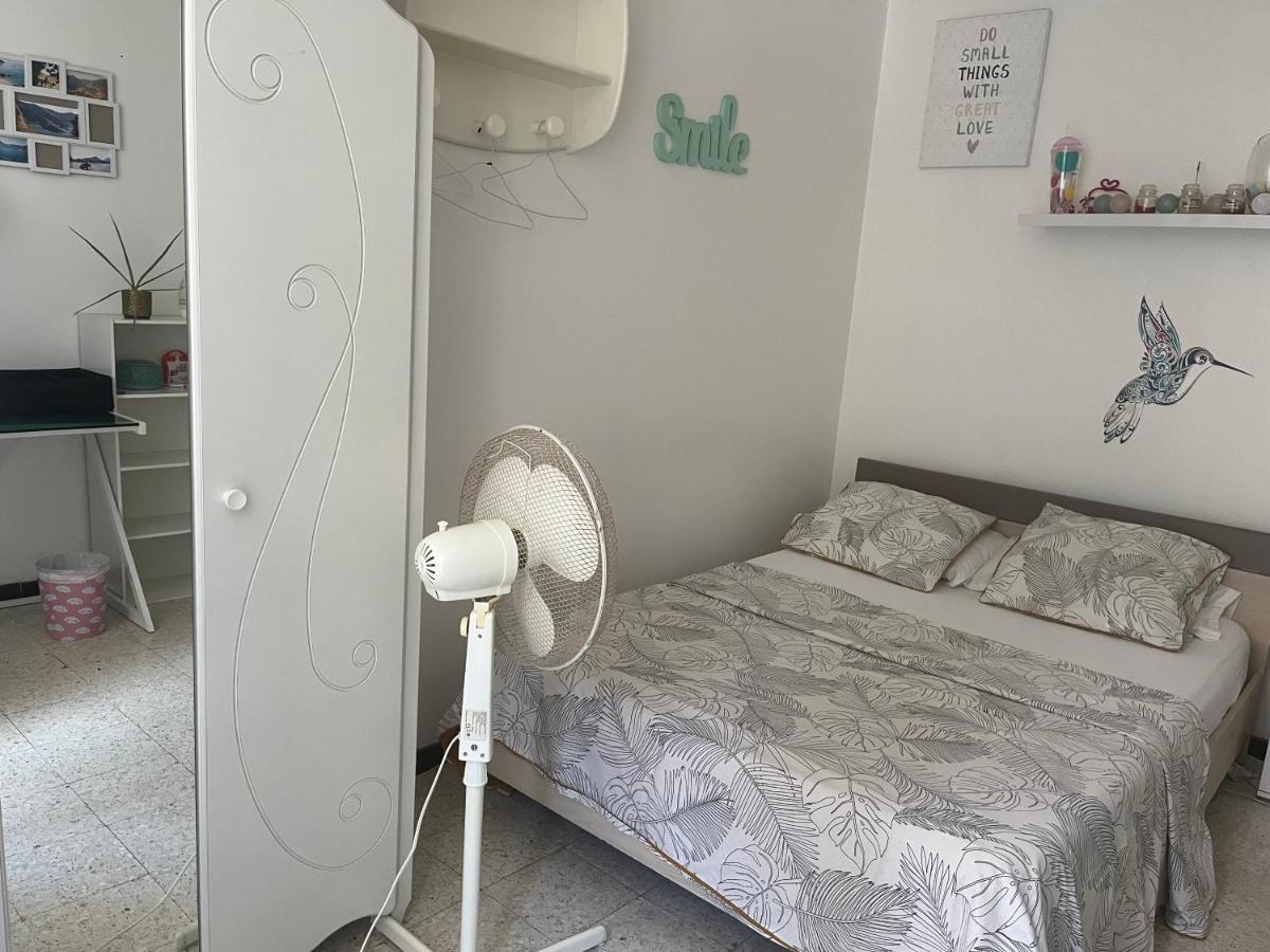 Pozzo Di Borgooo Apartment อฌักซิโอ้ ภายนอก รูปภาพ